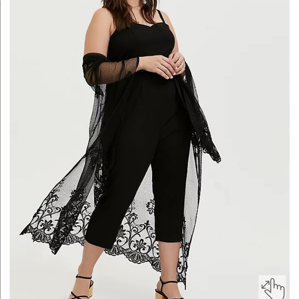 Torrid black premium strapless jumpsuit. Sz 6. NWT *pictured cape not included